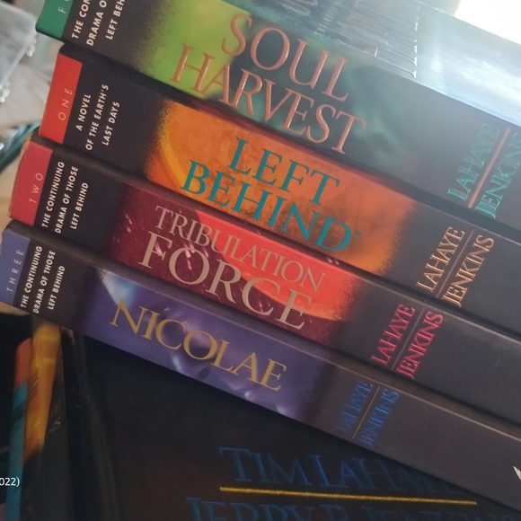 Book Set - Multicolor - Picture 2 of 2